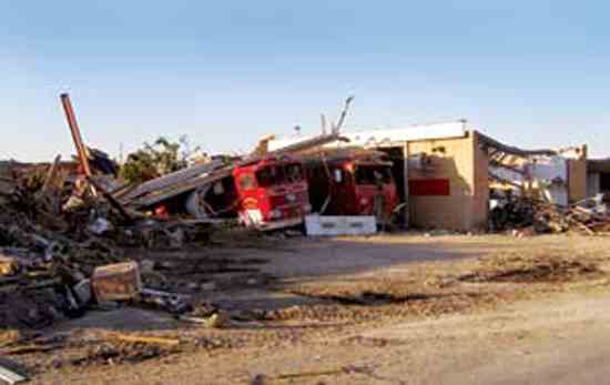 Tornado Spawns Model Kansas Green Town